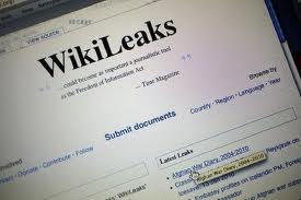 اثار موقع ويكيليكس غضب السلطات الامريكية لنشره وثائق سرية عن الحروب في أفغانستان والعراق